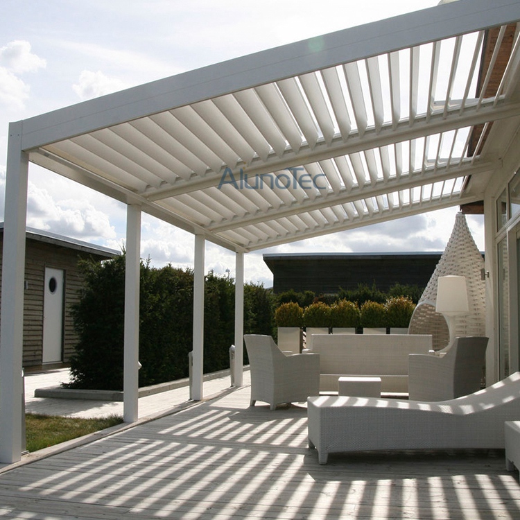 Pergola-Lamellendachsystem mit LED-Leuchten