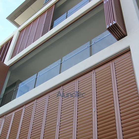 Klappfenster aus Aluminium