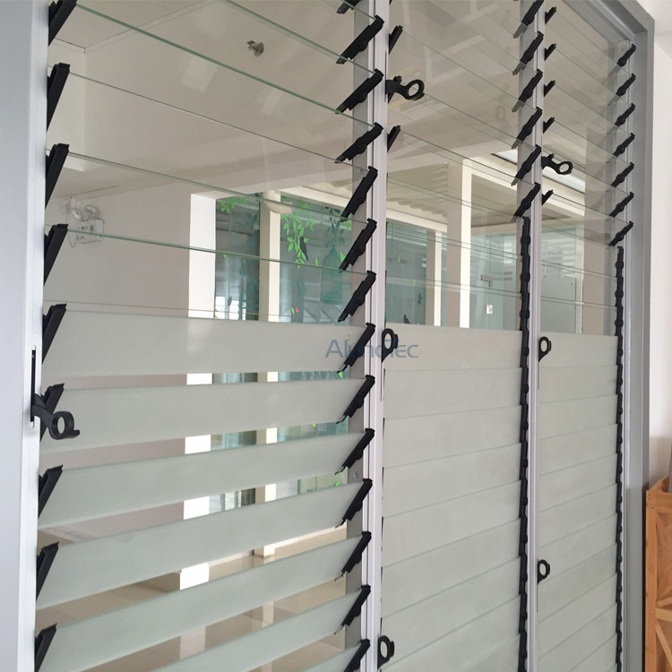 Wunderschöne 5-mm-Glaslamellenfensterwände