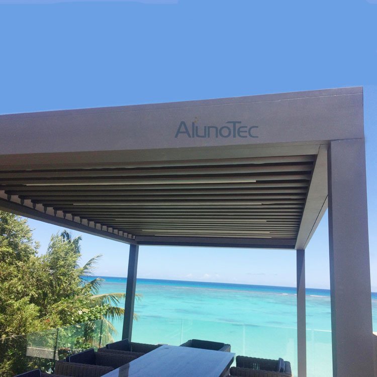 Dach-Pergola-System aus Aluminium mit elektrischer Steuerung zum Öffnen