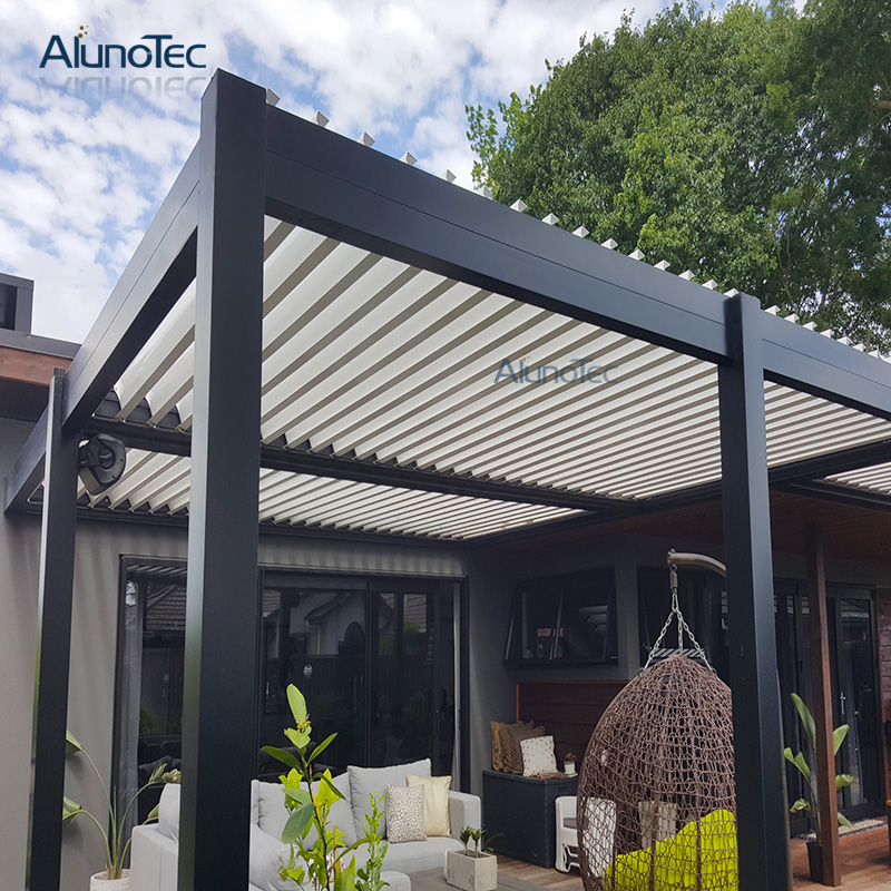 Bioklimatische Pergola mit motorisierter Öffnung, Aluminium-Pavillon für den Außenbereich mit Lamellen und Seitenwand