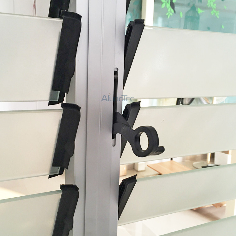 Wunderschöne 5-mm-Glaslamellenfensterwände