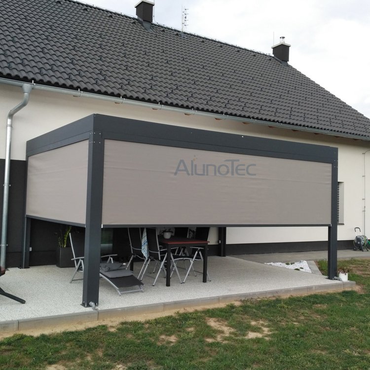 Dach-Pergola-System aus Aluminium mit elektrischer Steuerung zum Öffnen