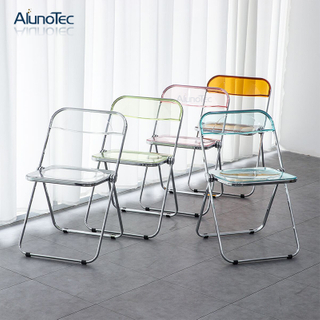 Moderne Outdoor-Möbel, transparente Kunststoff-Klappstühle