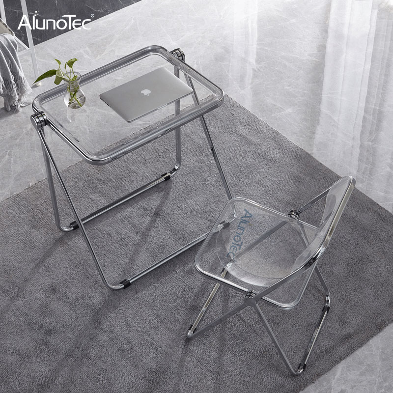 Klappbarer Beistelltisch im Vintage-Design, Wohnmöbel aus Chrom und Kunststoff