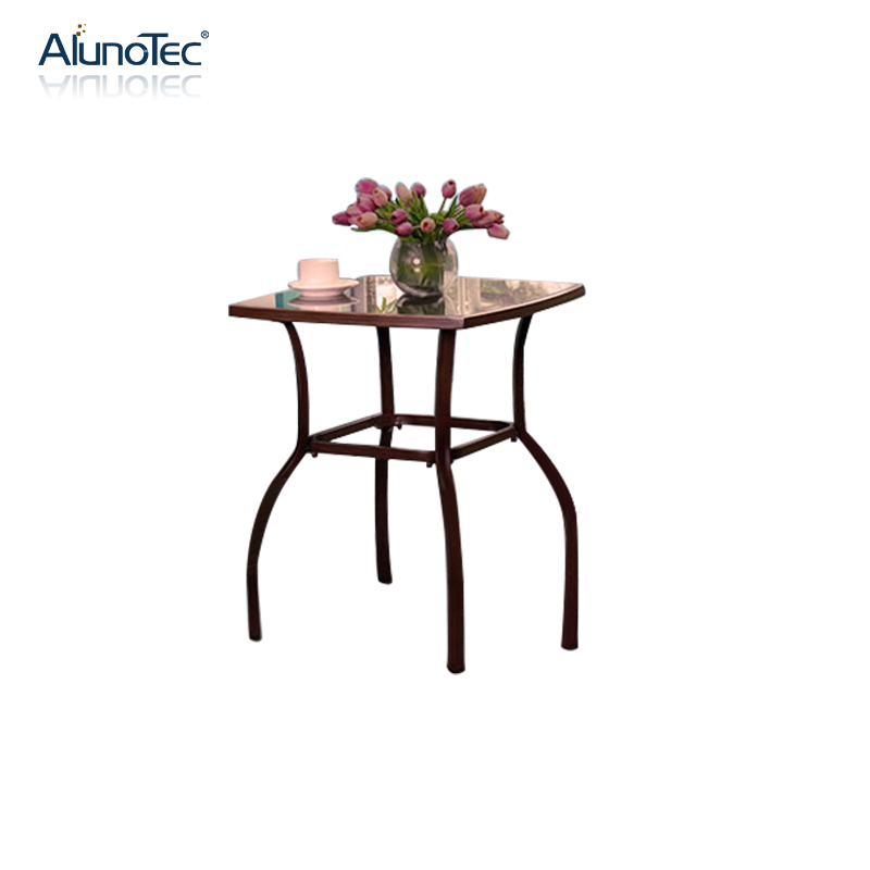 Outdoor-Rattan-Kaffeeset, Gartenmöbel, Rattan-Kaffeestühle mit Aluminiumtisch