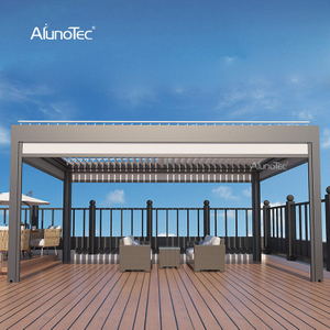 AlunoTec Outdoor Living Spaces: Maßgeschneiderte Terrassen-Pergola mit Lamellen und Seitenwand