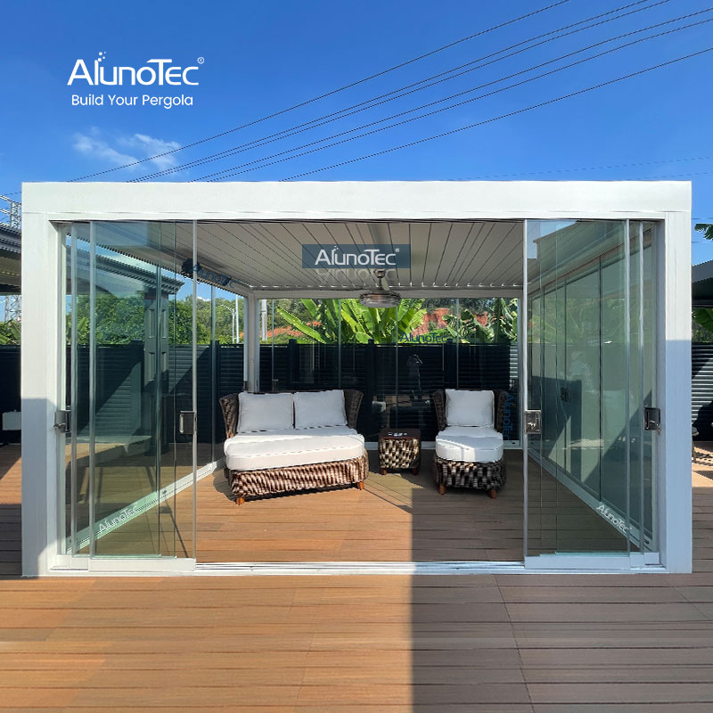 AlunoTec Lamellen-Terrassenabdeckung, motorisierter Decken-Pergola-Bereich mit automatischen Fliegengittern