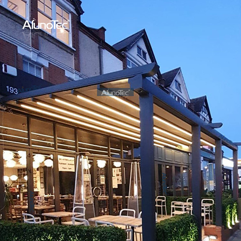 Wasserdichte elektrische Pergola-Markisen, einziehbare PVC-Markise mit LED-Licht