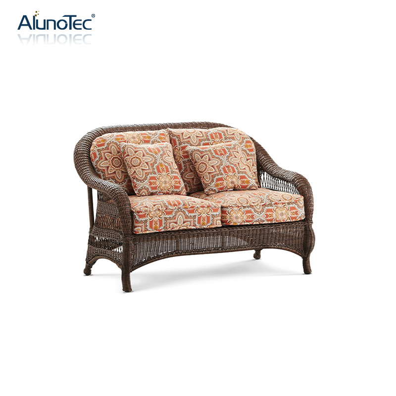 Luxuriöses Terrassenmöbel-Set aus Rattangeflecht, Gartensofa